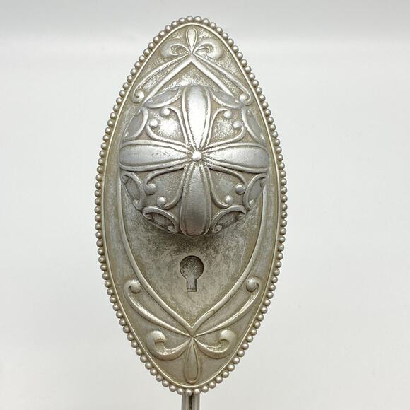Cottage Chic Rustic Style Silver Ornate Door Knob Oval Robe Hat Towel Wall Hook - Picture 3 of 5